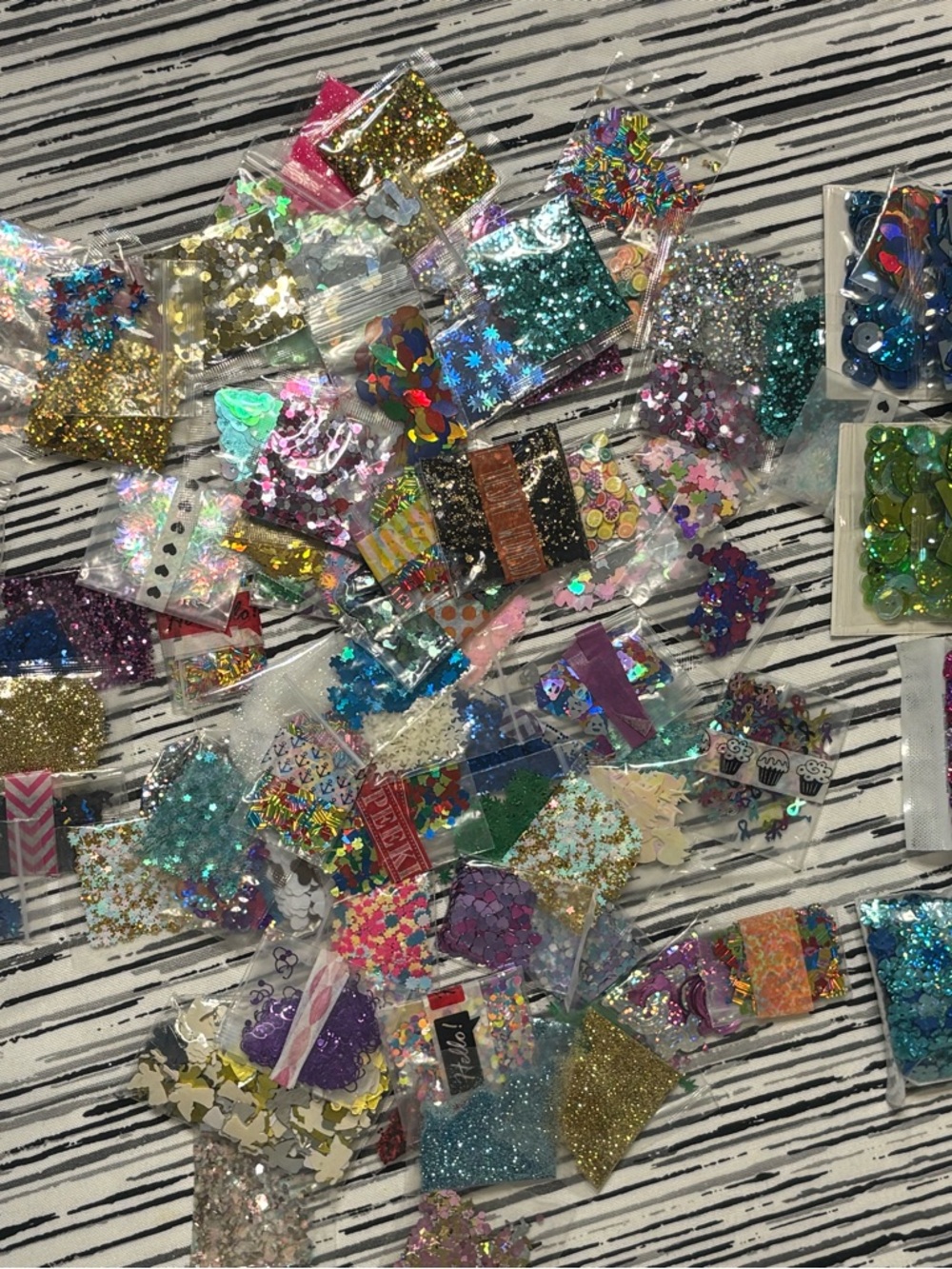 Assorted Nail Art Glitter Mix - Multicolor Sparkle Pack 96 Bags